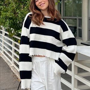 Princess Polly Black and White London Jumper + FREE Brandy Melville Stickers!!